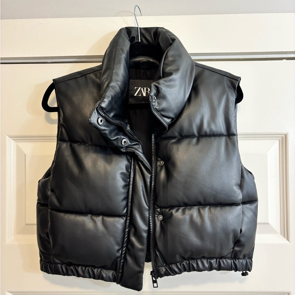 Zara cropped puffer vest